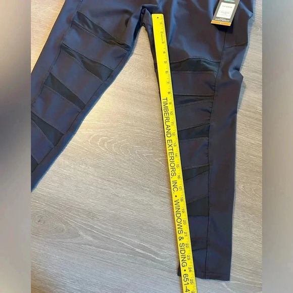 Emily B Activewear Women's Leggings Size Large Mesh Leg Panels Dark Blue New - Picture 9 of 10